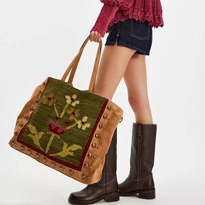 Fleur Stud Tote Gardenia 🌼